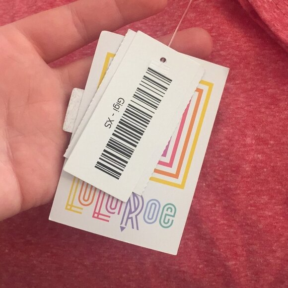 XS LuLaRoe LuLaRoe Gigi Top B01 1797 - Picture 3 of 4